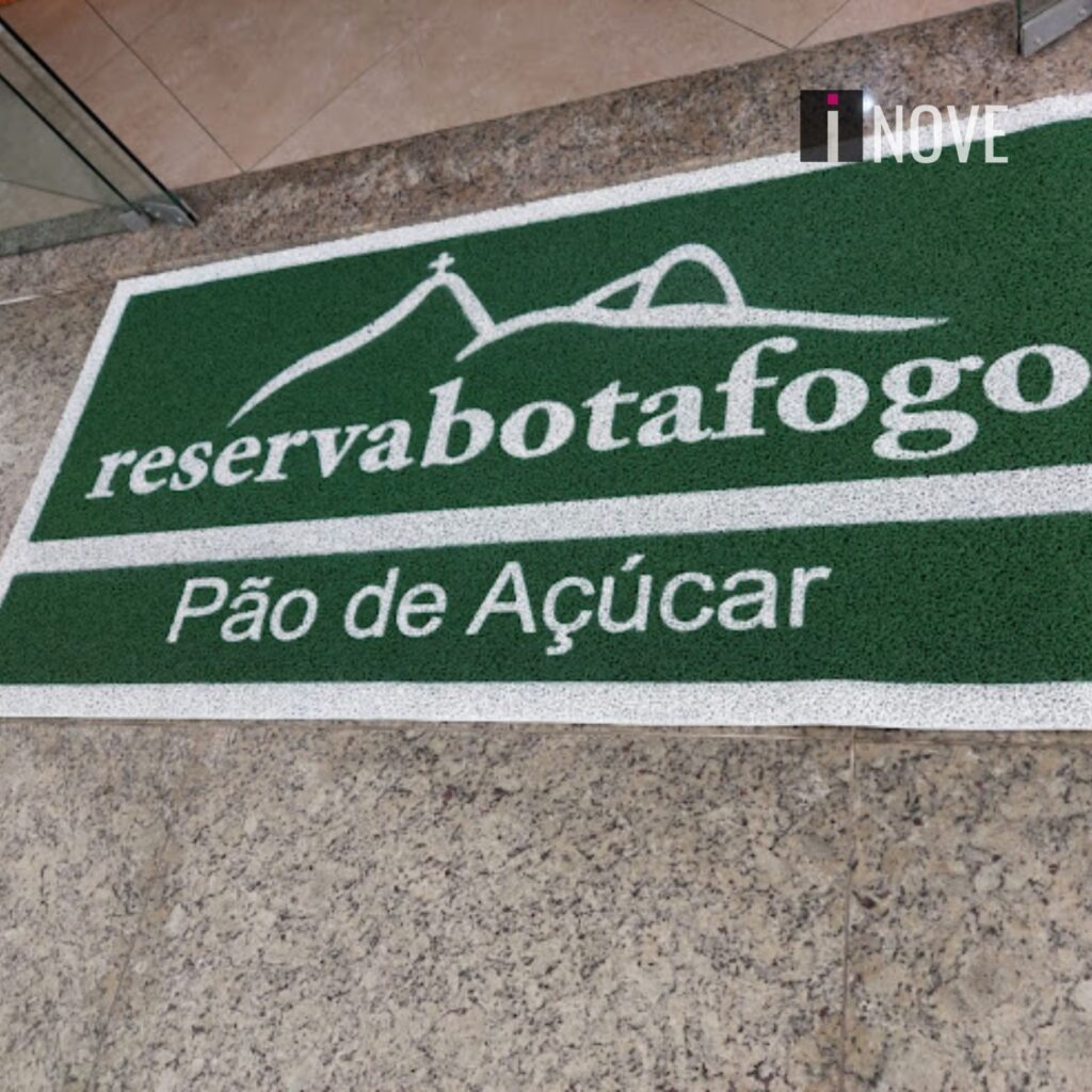 TAPETE-PARA-O-CONDOMÍNIO-RESERVA-DE-BOTAFOGO-NO-RIO-DE-JANEIRO-BOTAFOGO-TIJUCA