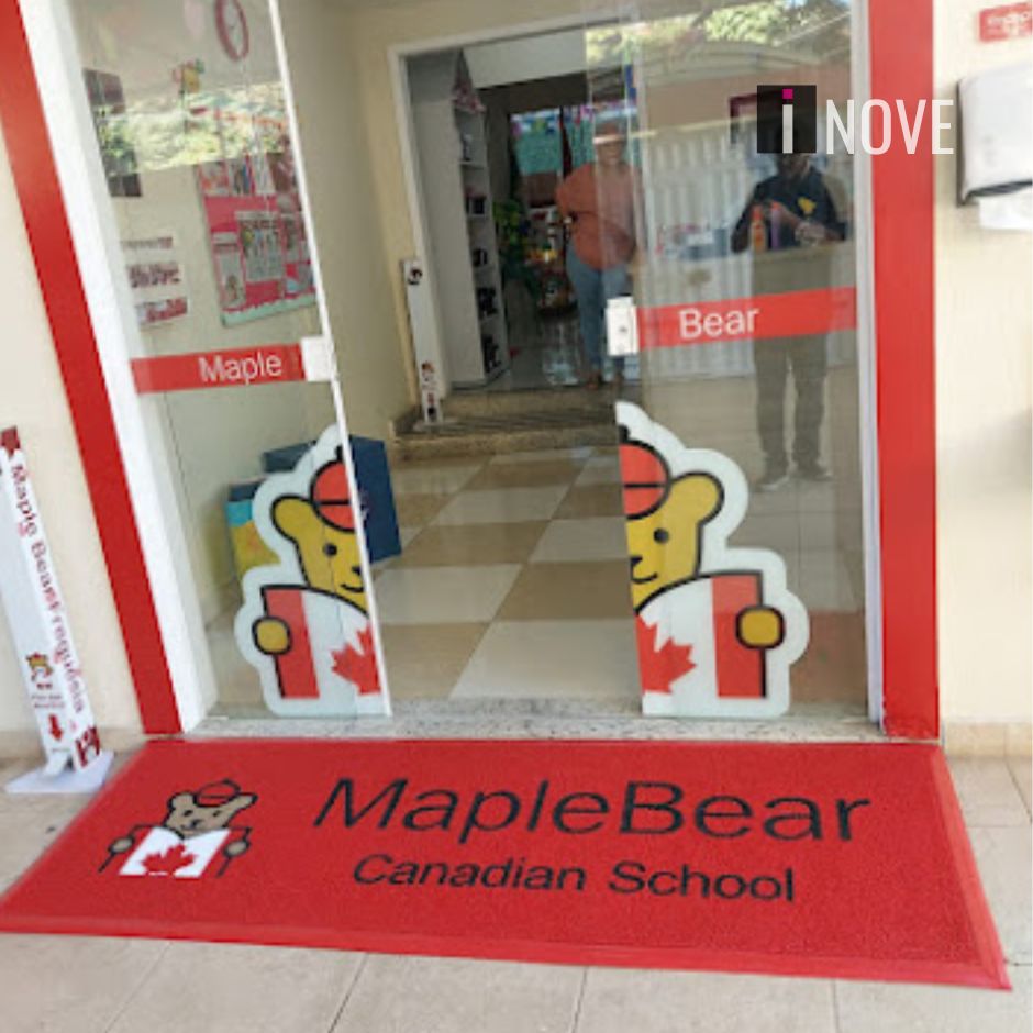 TAPETES-PERSONALIZADOS-PARA-ESCOLA-DE-INGLÊS-RJ