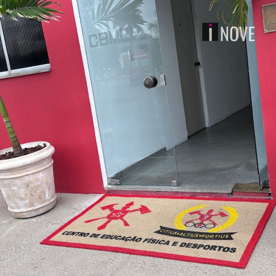 TAPETES-PERSONALIZADOS-PARA-O-CENTRO-DE-EDUCAÇÃO-FÍSICA-NO-RIO-DE-JANEIRO
